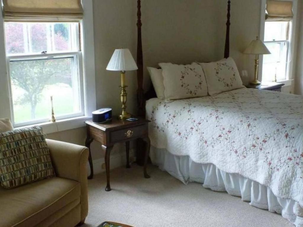 The Trumbull House Bed And Breakfast Hanover Bagian luar foto